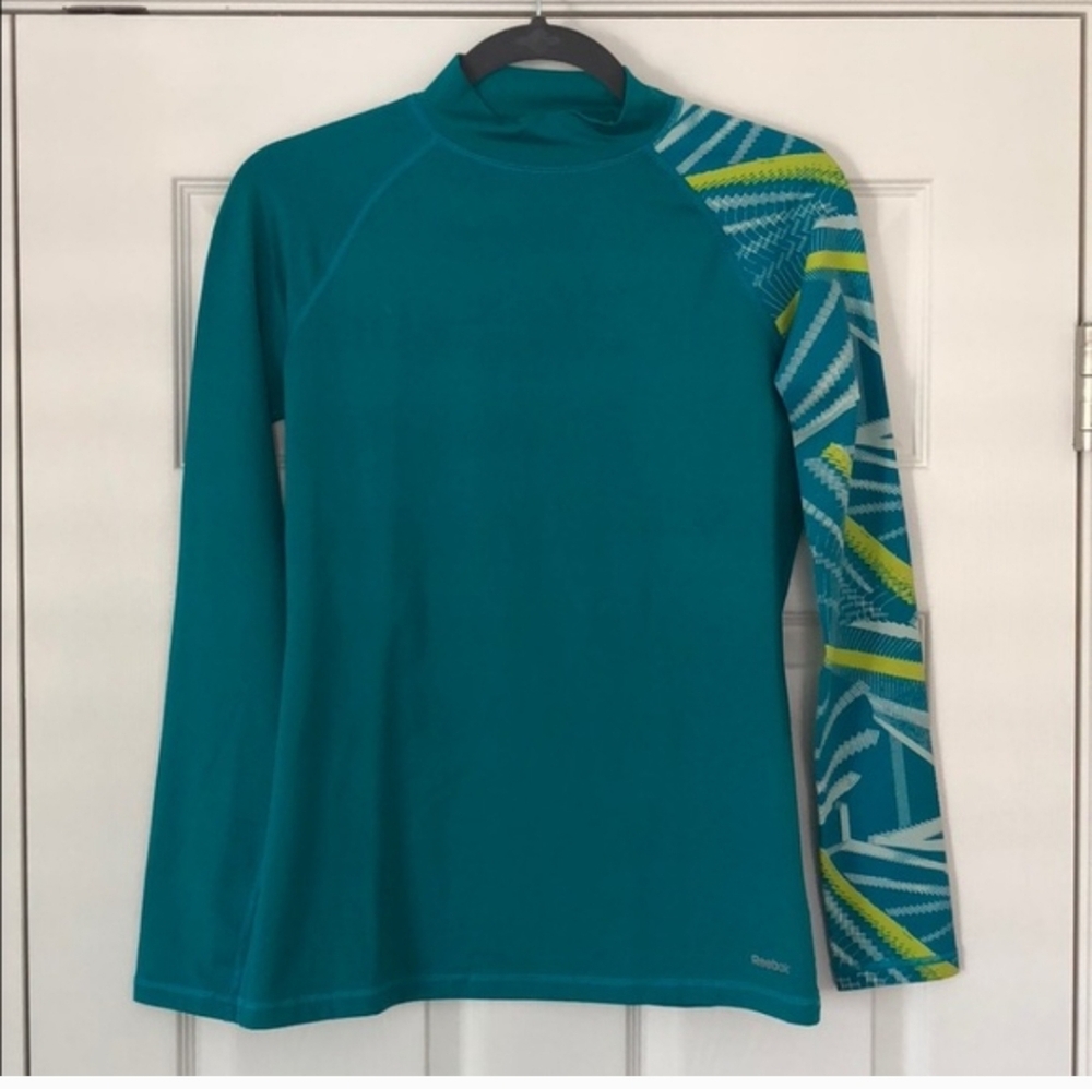 Reebok Teal Long Sleeve Shirt Thermal DriFit Top Layer Sports ACTIVEWEAR